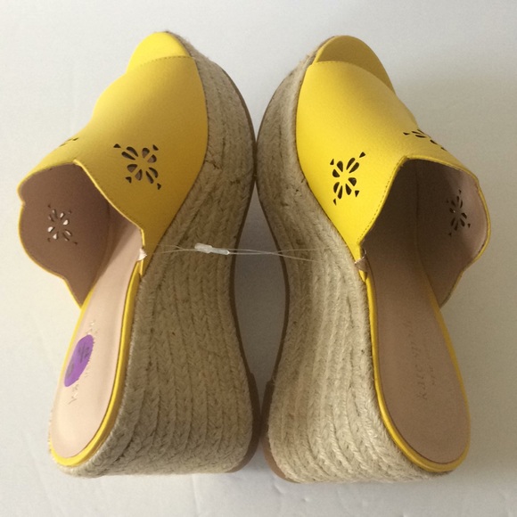 Kate Spade yellow perforated scallop platform - Picture 6 of 9